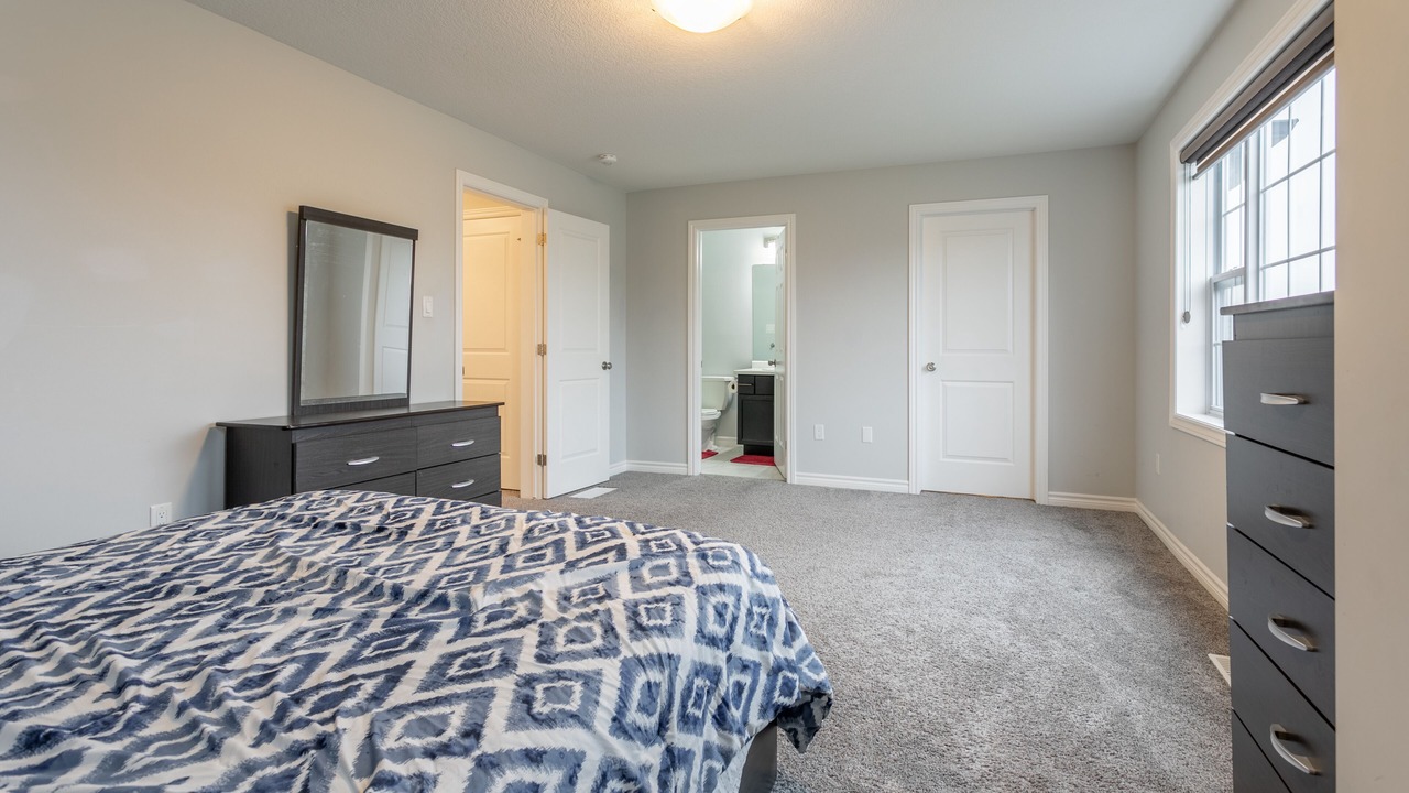 Photo of Bedroom in Ingersoll