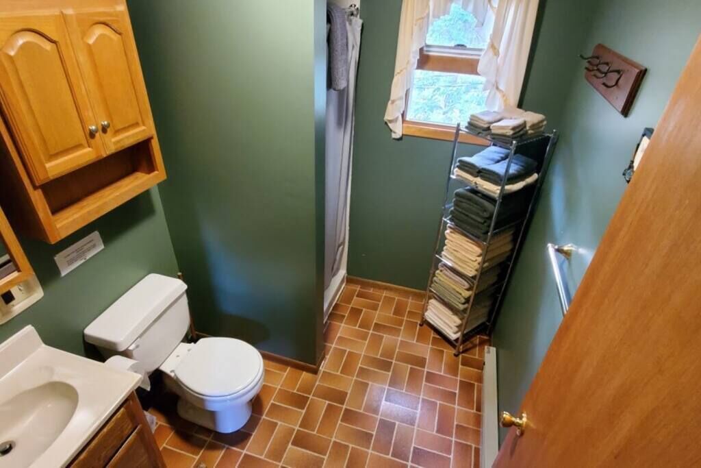 Photo of Bathroom in Ray