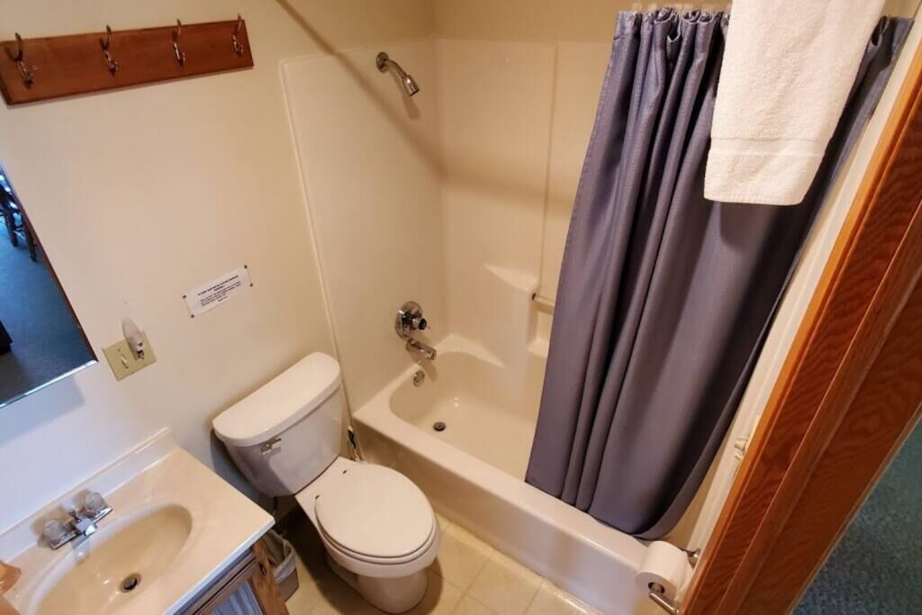 Photo of Bathroom in Ray