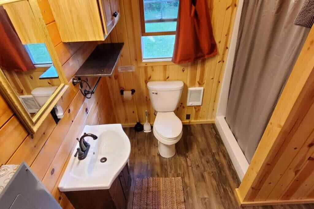 Photo of Bathroom in Ray