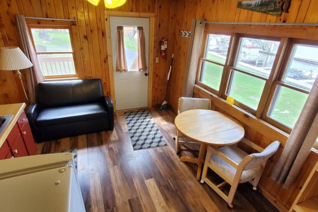 Photo of Livingroom in Ray