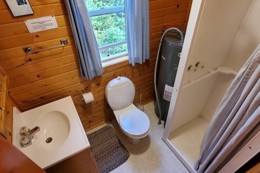 Photo of Bathroom in Ray