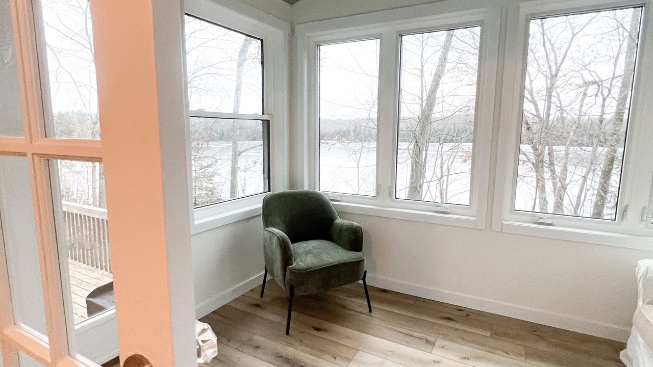 Photo of Livingroom in Marmora and Lake