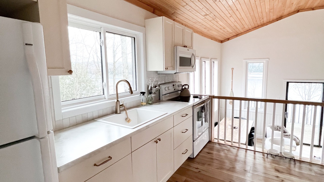 Photo of Kitchen in Marmora and Lake