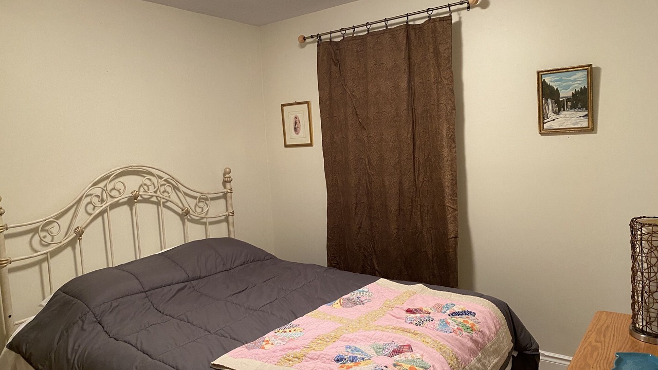 Photo of Bedroom in Elora