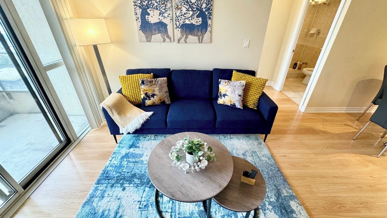Photo of Livingroom in Fairview