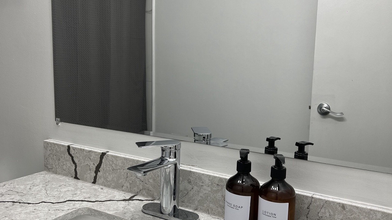 Photo of Bathroom in Bramalea