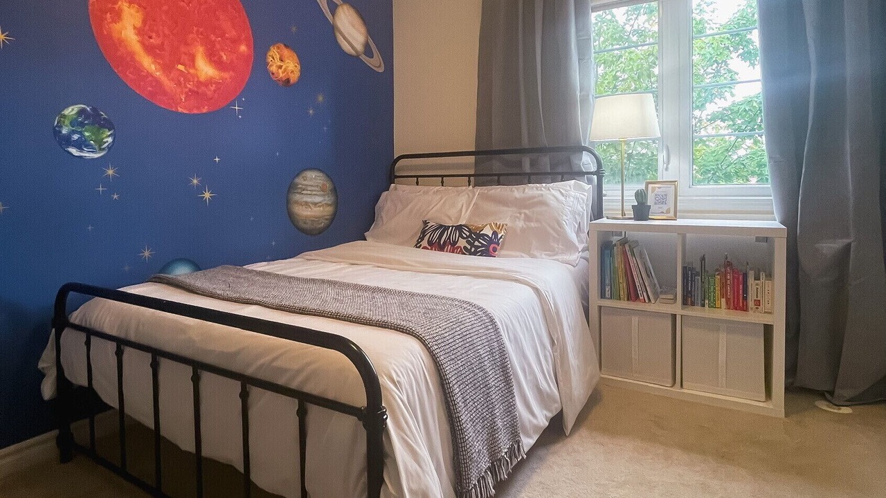 Photo of Bedroom in Clairlea - Birchmount