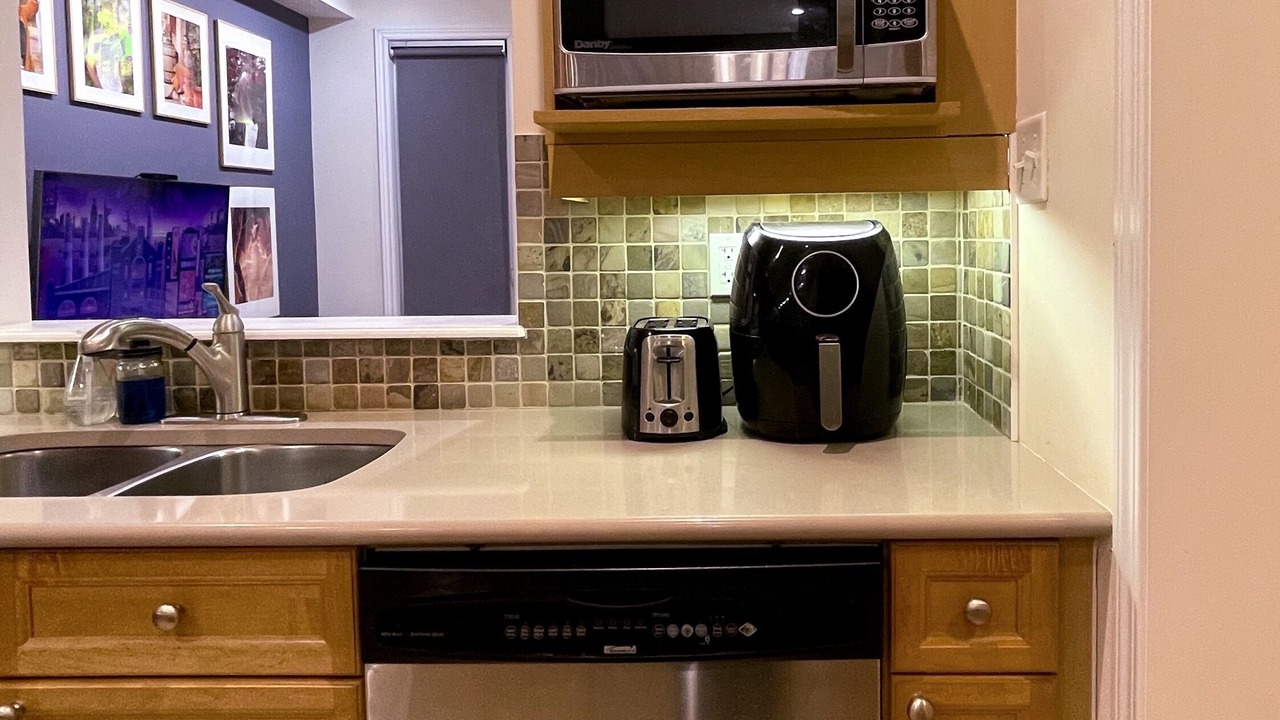 Photo of Kitchen in Clairlea - Birchmount