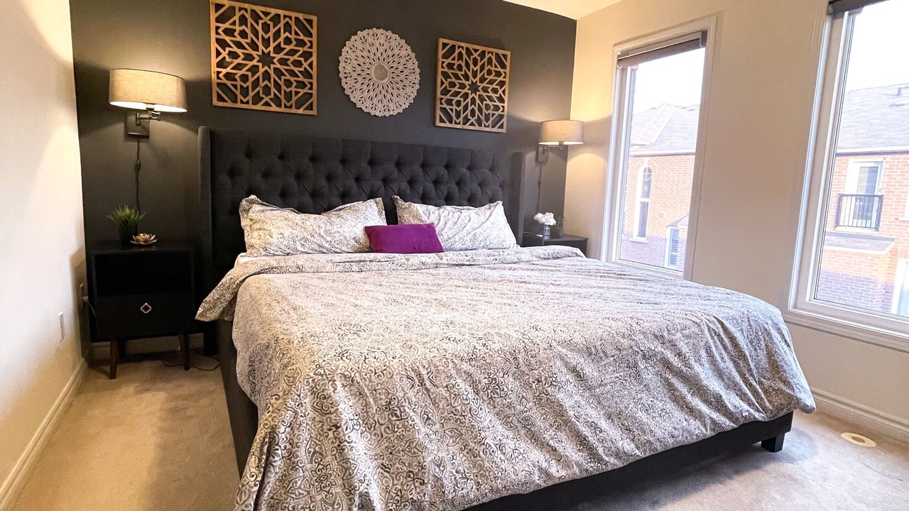 Photo of Bedroom in Clairlea - Birchmount