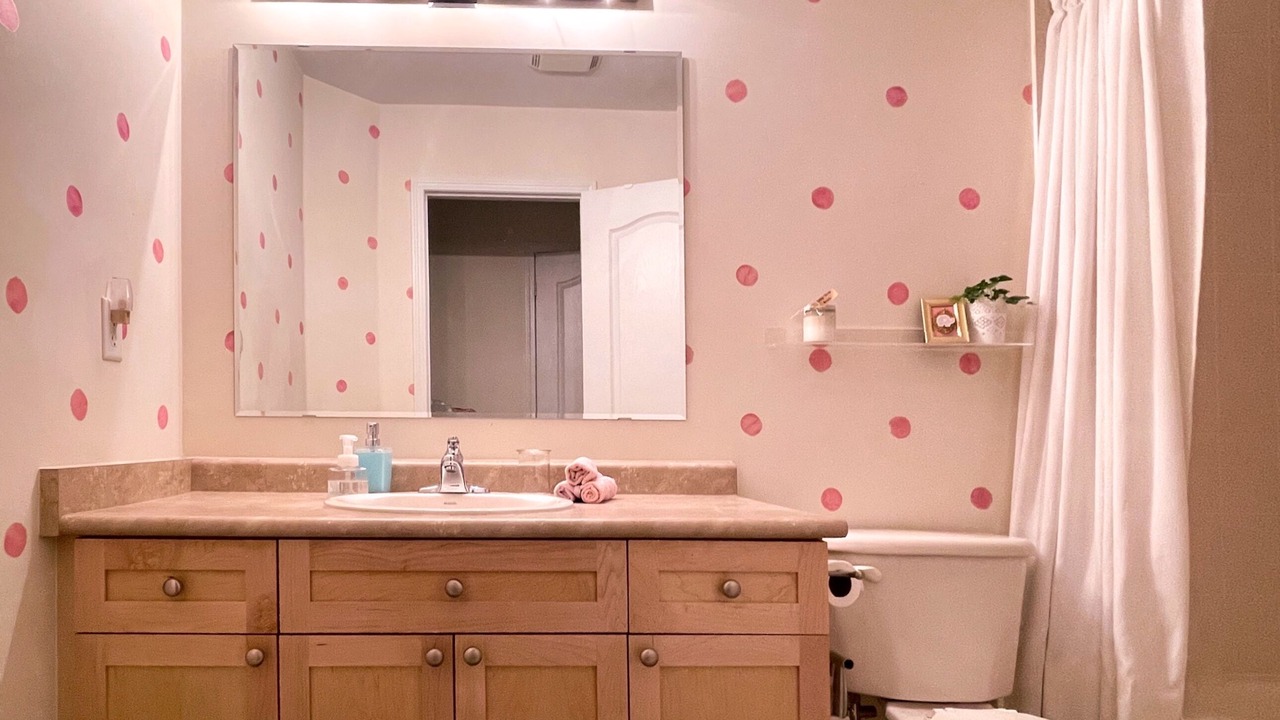 Photo of Bathroom in Clairlea - Birchmount