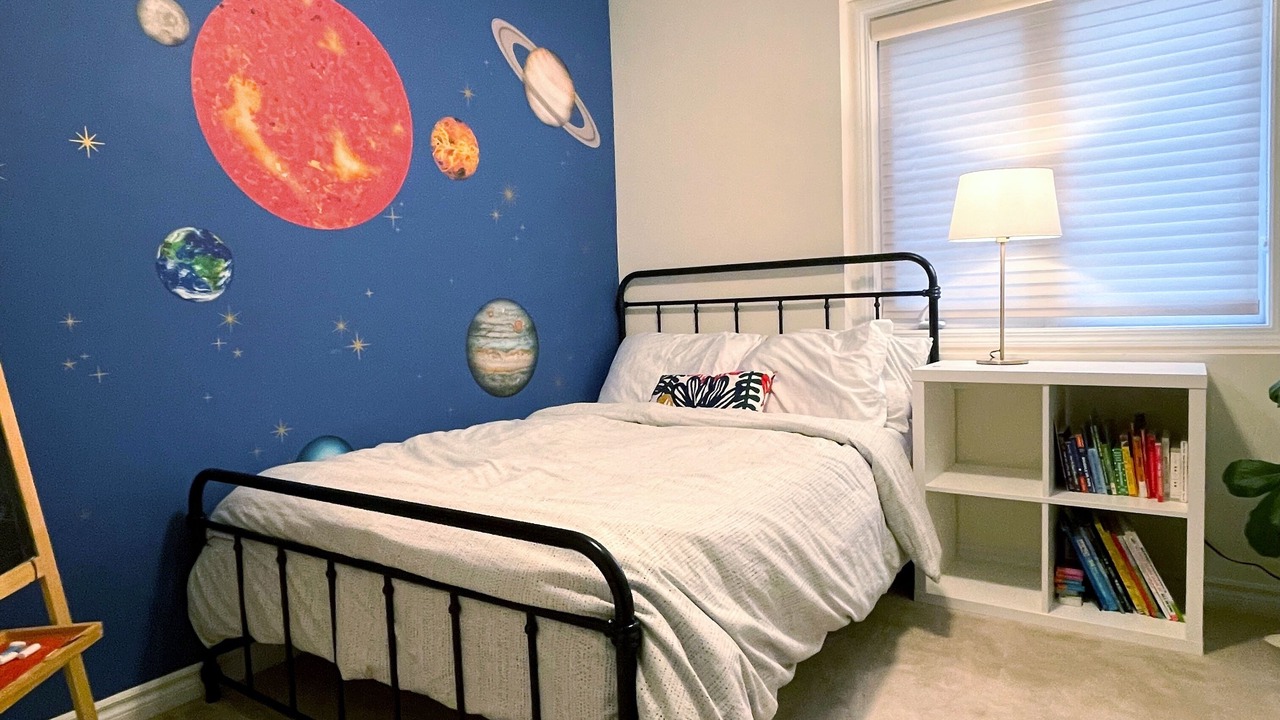 Photo of Bedroom in Clairlea - Birchmount