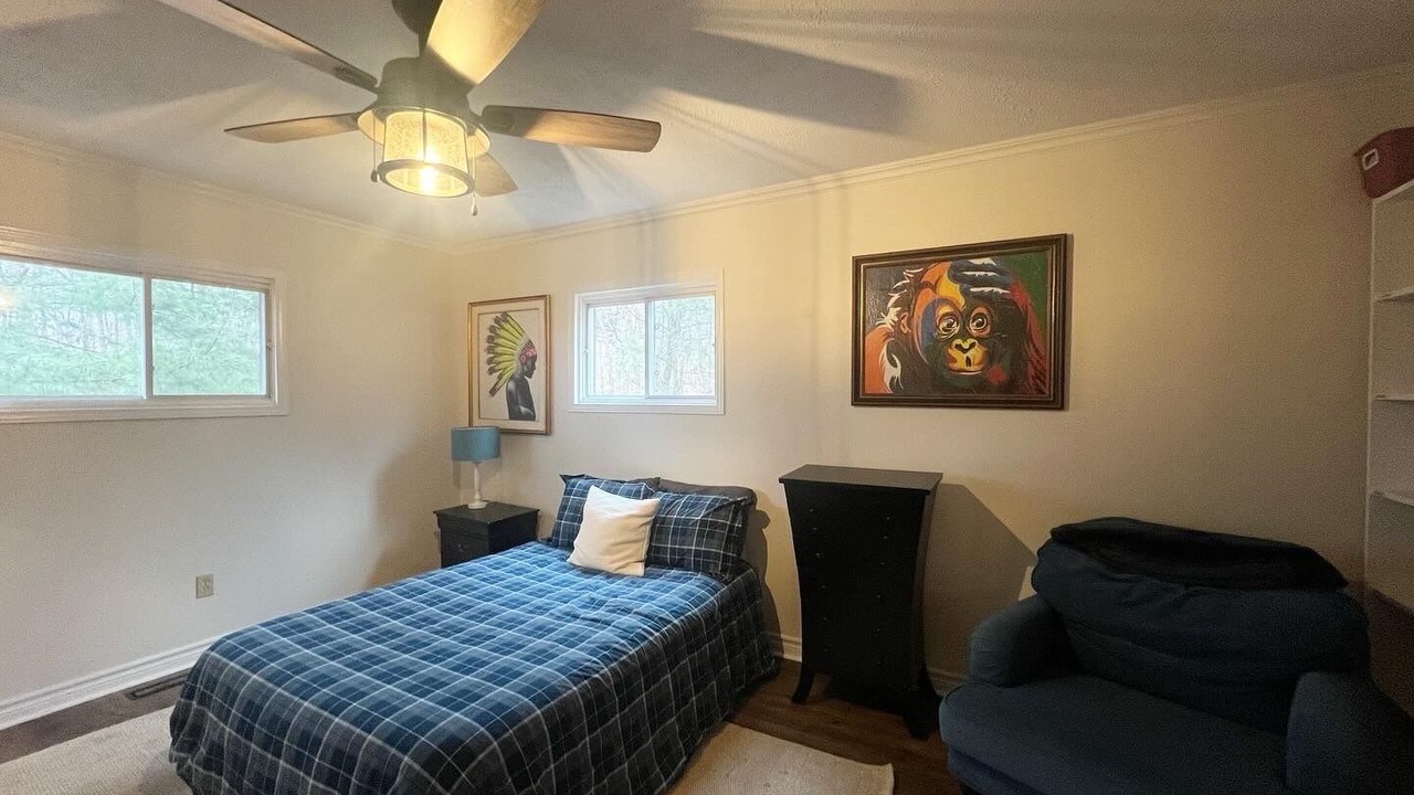 Photo of Bedroom in Whitestone