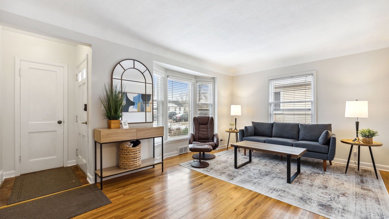 Photo of Livingroom in St. Louis Park