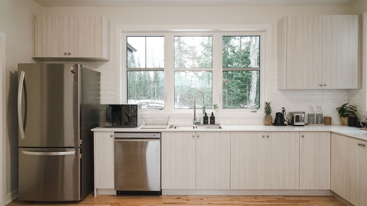 Photo of Kitchen in Lake of Bays