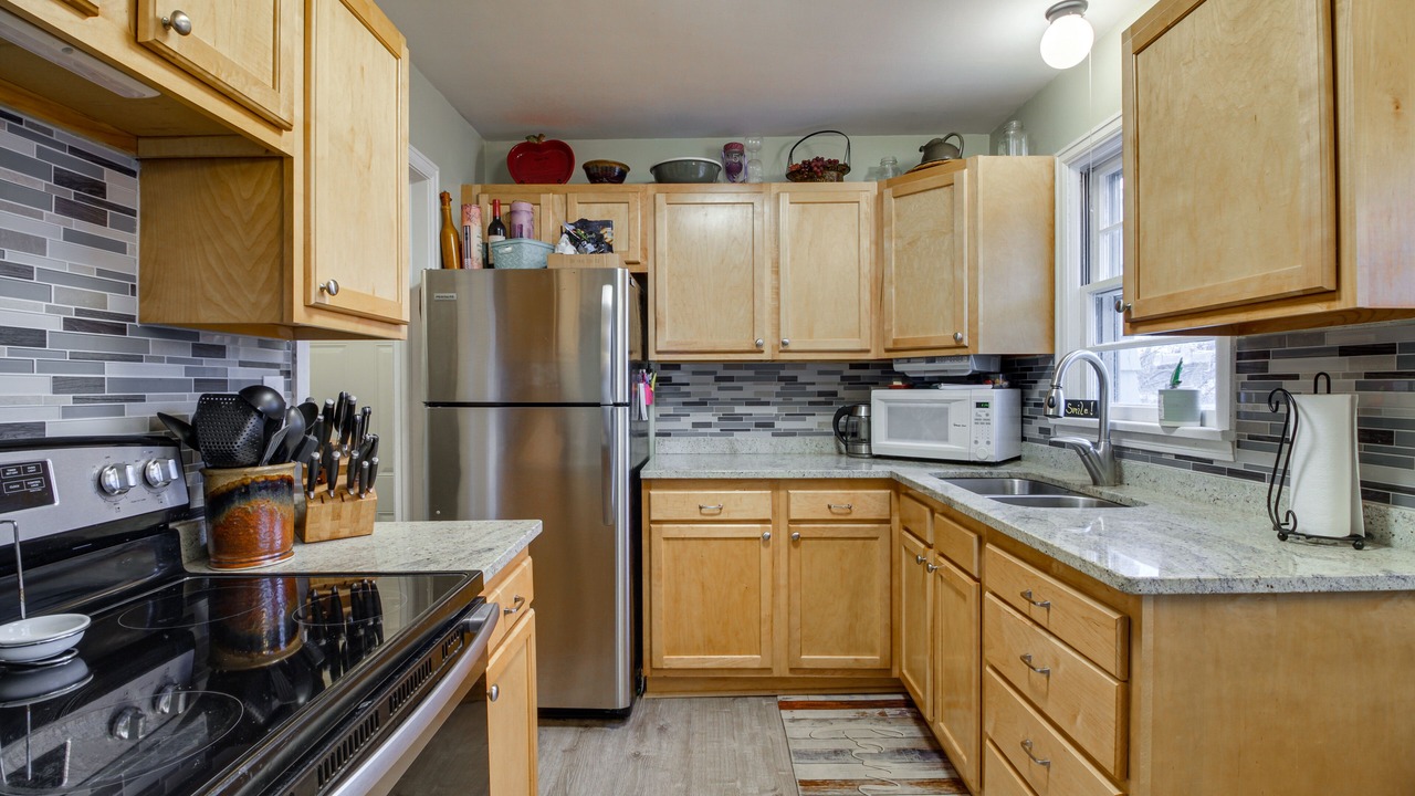 Photo of Kitchen in Lakeside - Lester Park