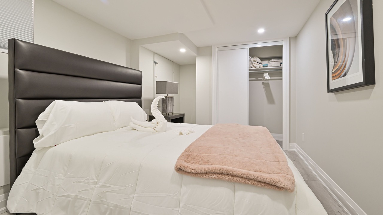 Photo of Bedroom in Hurontario
