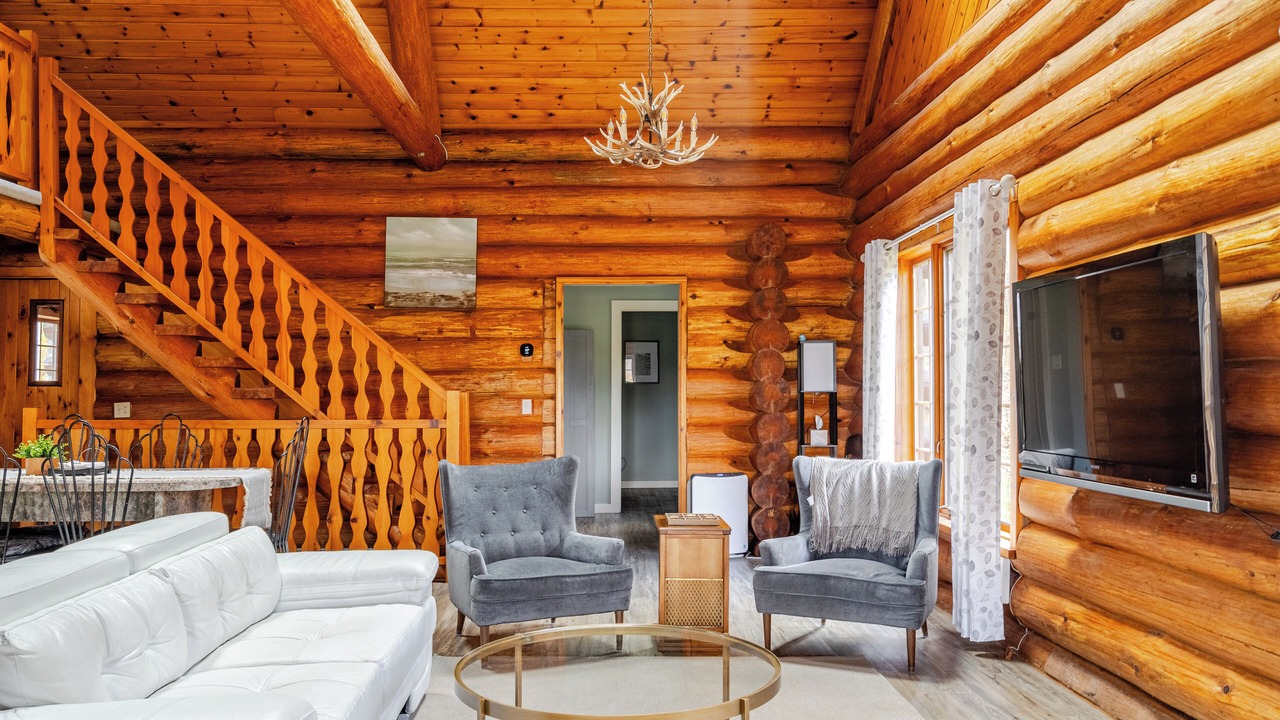 Photo of Livingroom in Puslinch