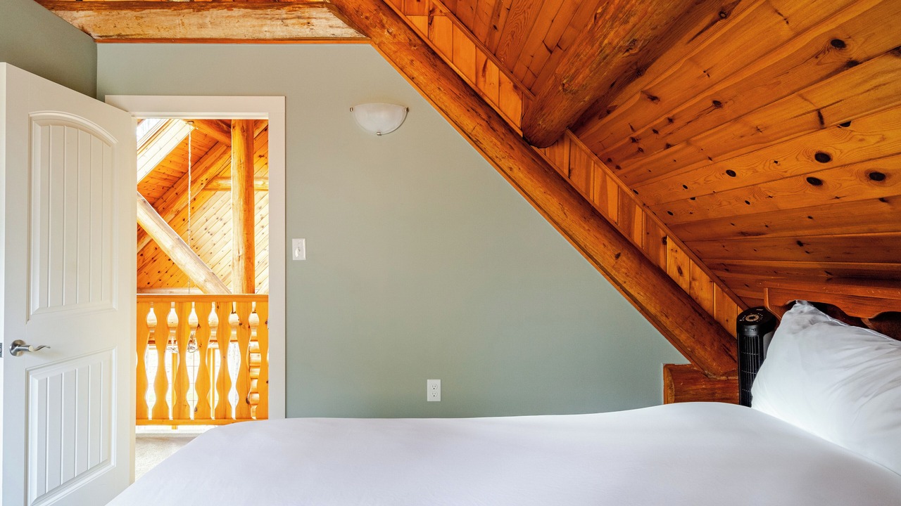 Photo of Bedroom in Puslinch