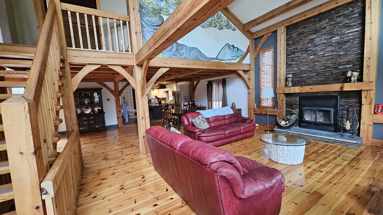 Photo of Livingroom in Northern Ontario