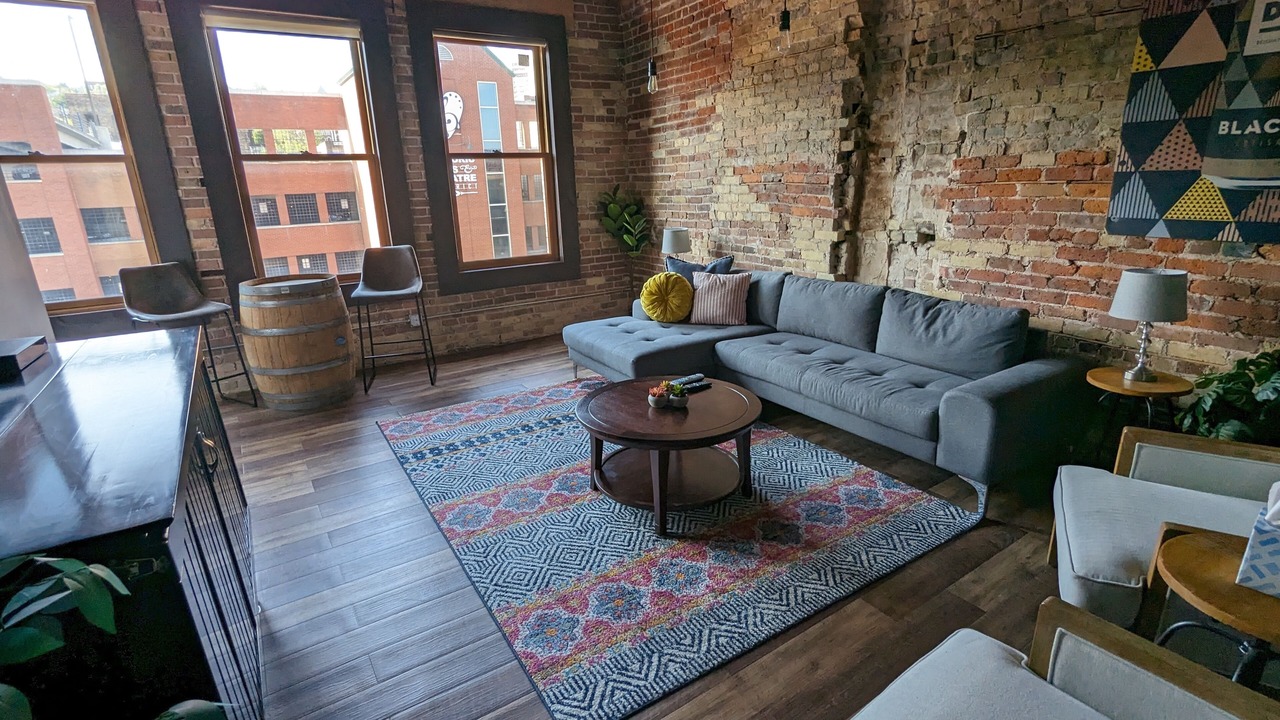 Photo of Livingroom in Downtown - Waterfront