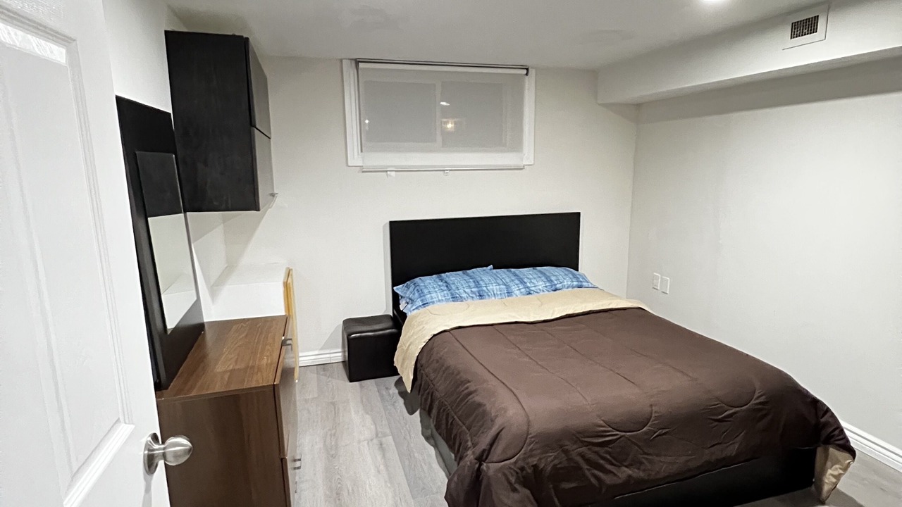 Photo of Bedroom in Newmarket