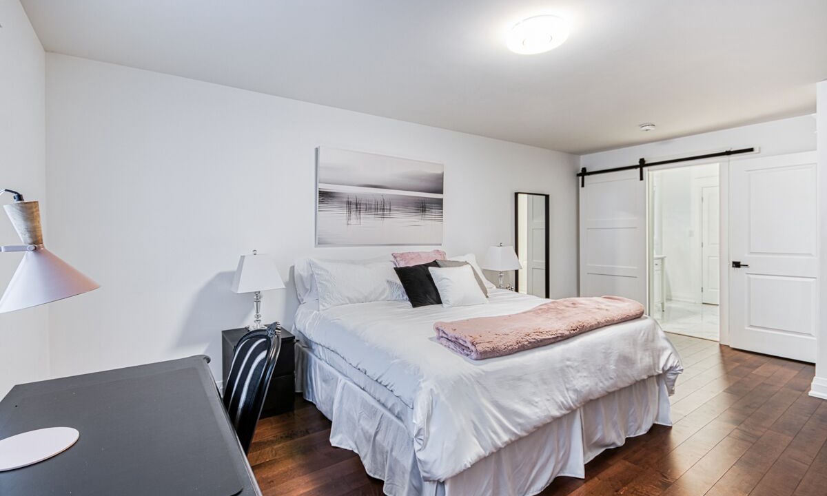 Photo of Bedroom in Caledonia