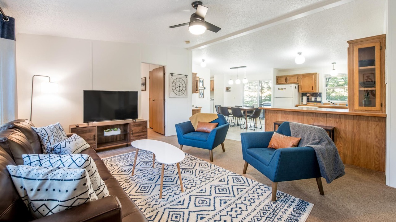 Photo of Livingroom in Edna