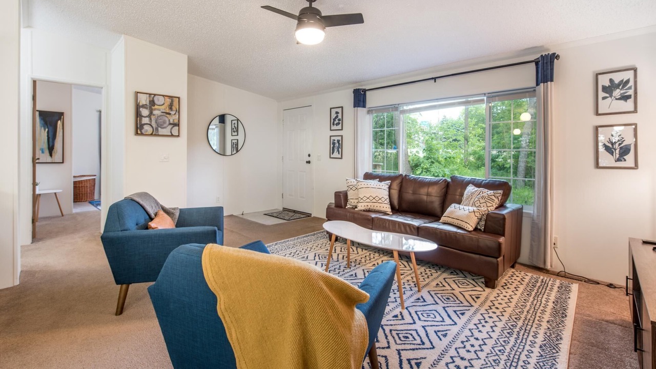 Photo of Livingroom in Edna