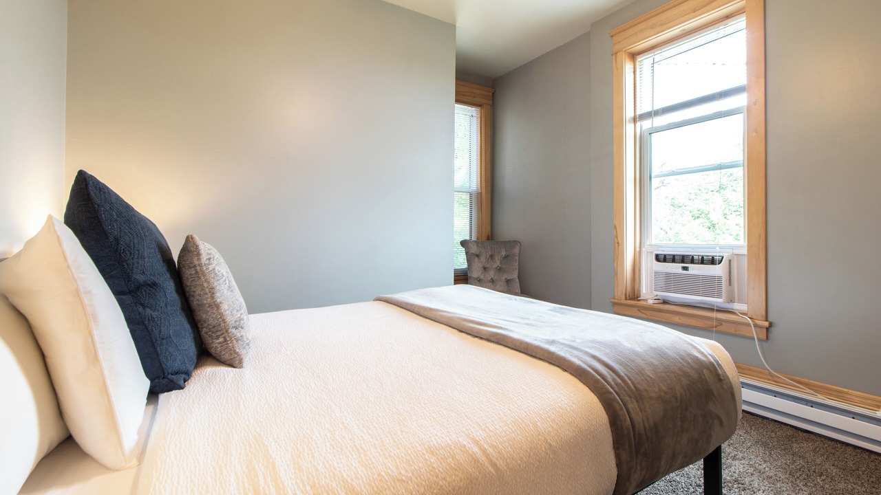 Photo of Bedroom in Downtown - Waterfront
