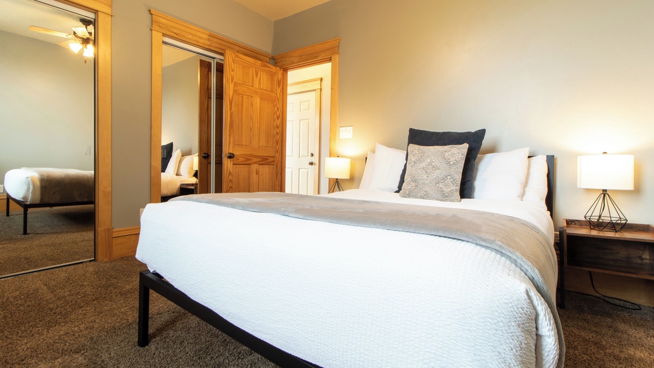 Photo of Bedroom in Downtown - Waterfront