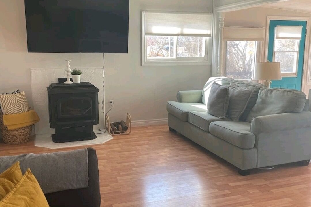 Photo of Livingroom in Long Point