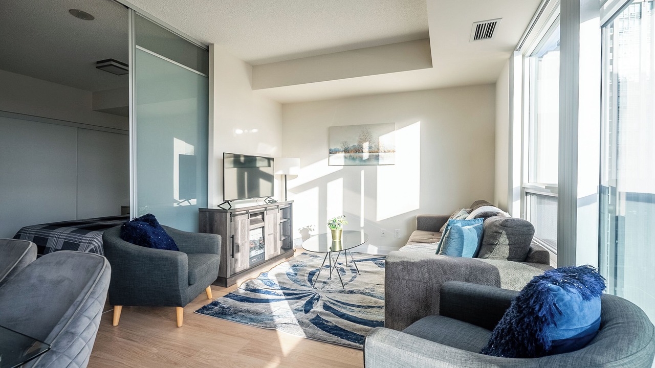 Photo of Livingroom in Willowdale