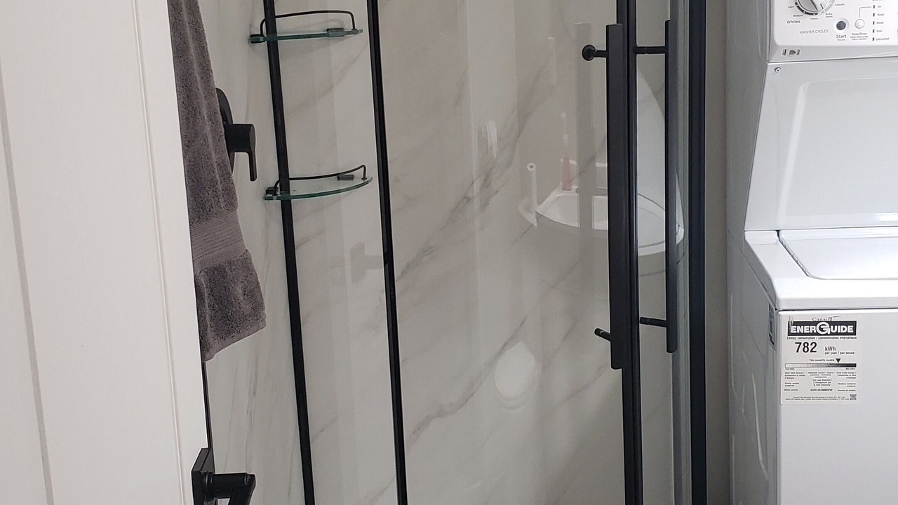 Photo of Bathroom in Rideau Heights