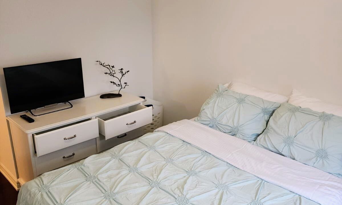 Photo of Bedroom in Richmond Hill