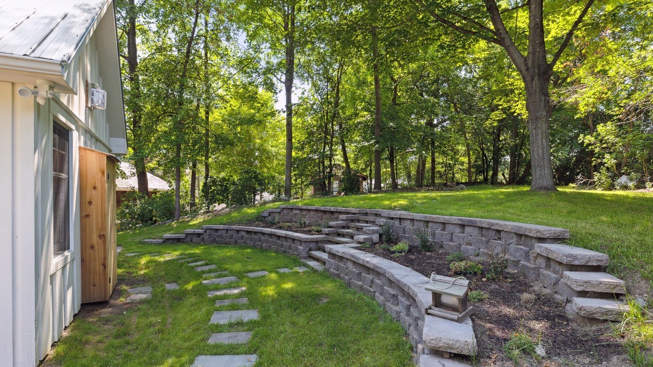 Photo of Patio Balcony in Wayzata