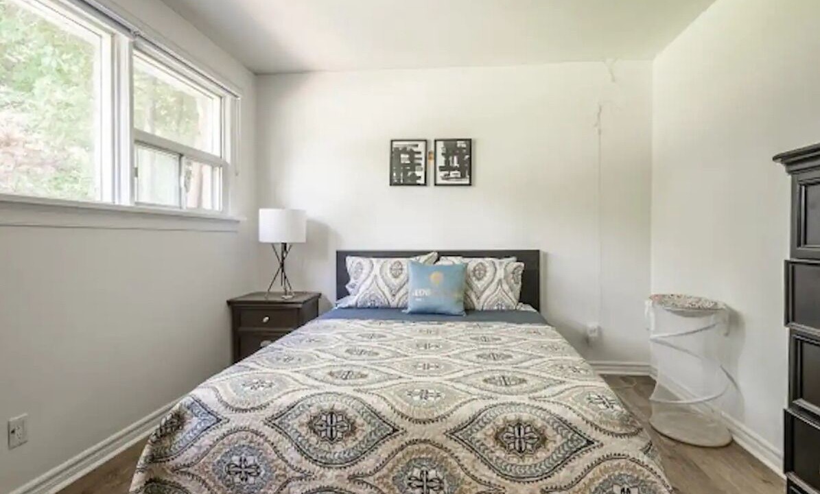 Photo of Bedroom in Mineola