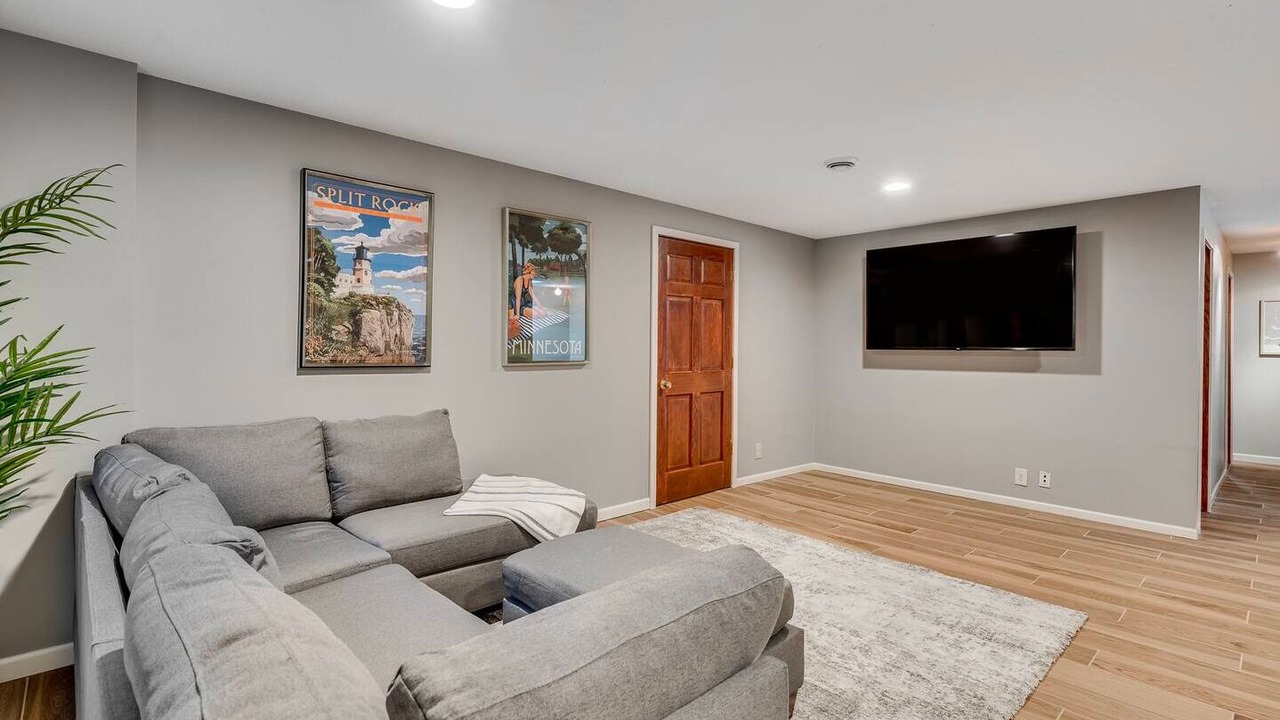 Photo of Livingroom in Brooklyn Center