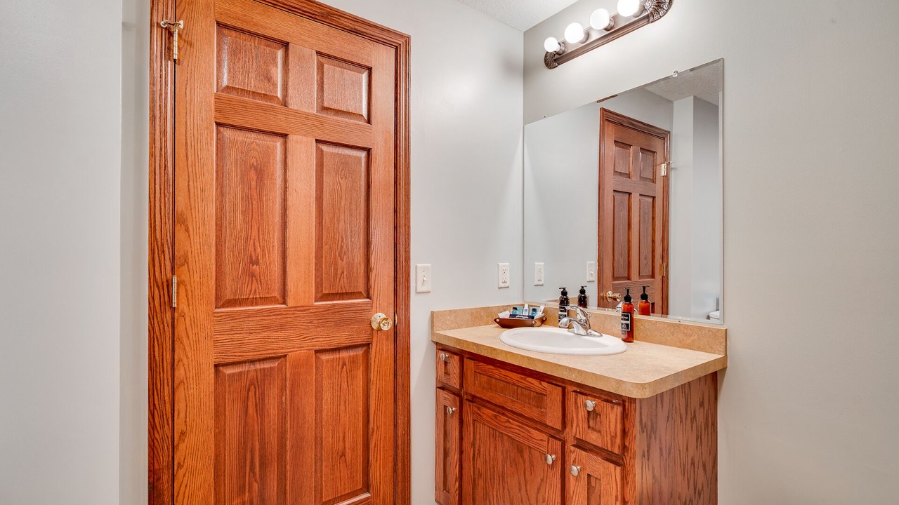 Photo of Bathroom in Brooklyn Center