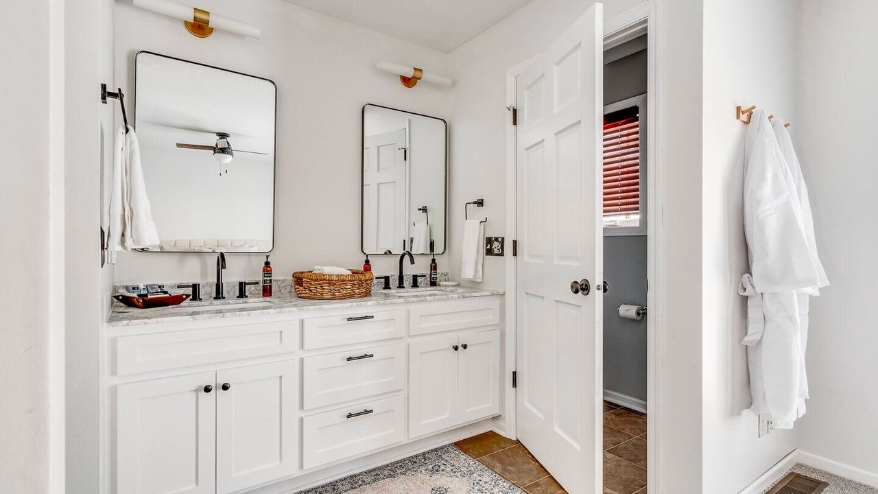 Photo of Bathroom in Brooklyn Center