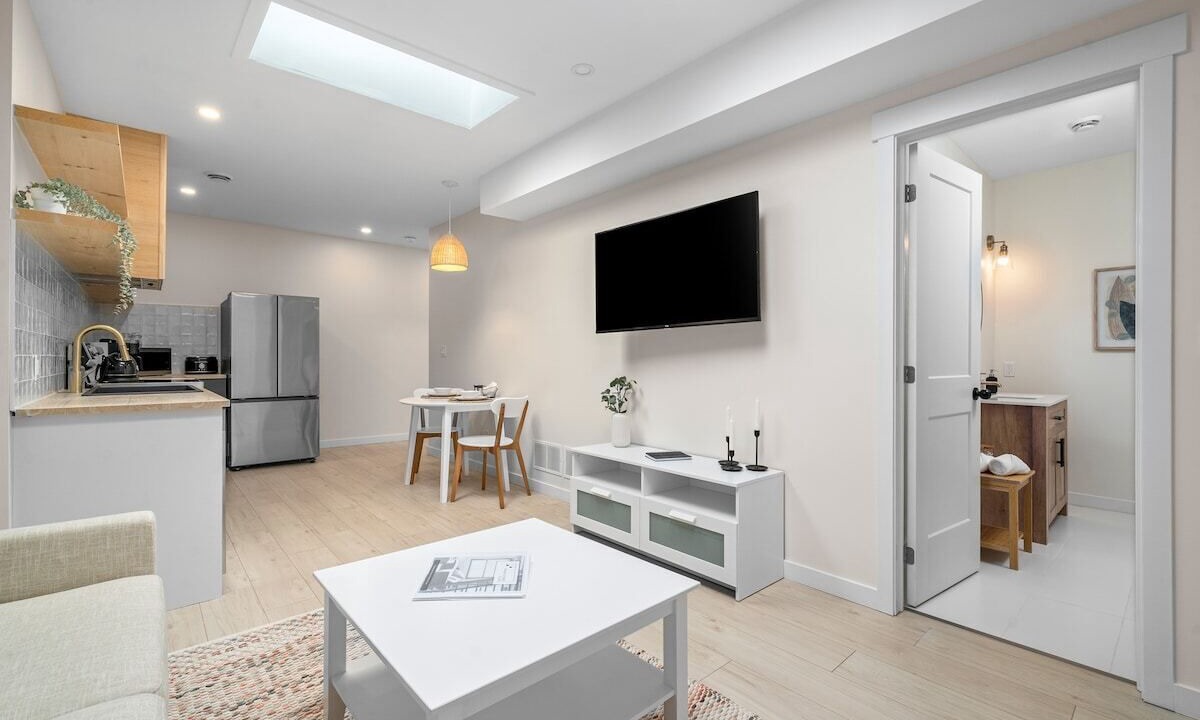 Photo of Livingroom in Belleville