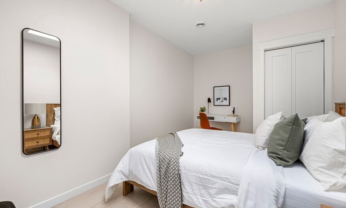 Photo of Bedroom in Belleville