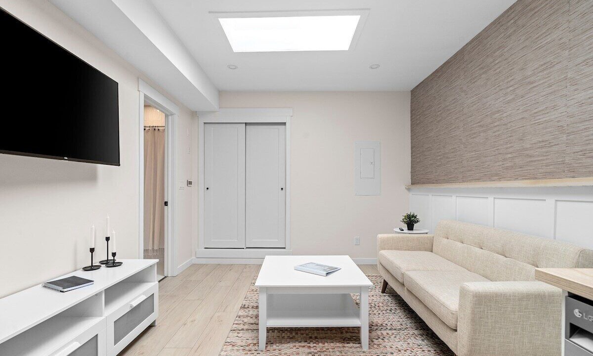 Photo of Livingroom in Belleville