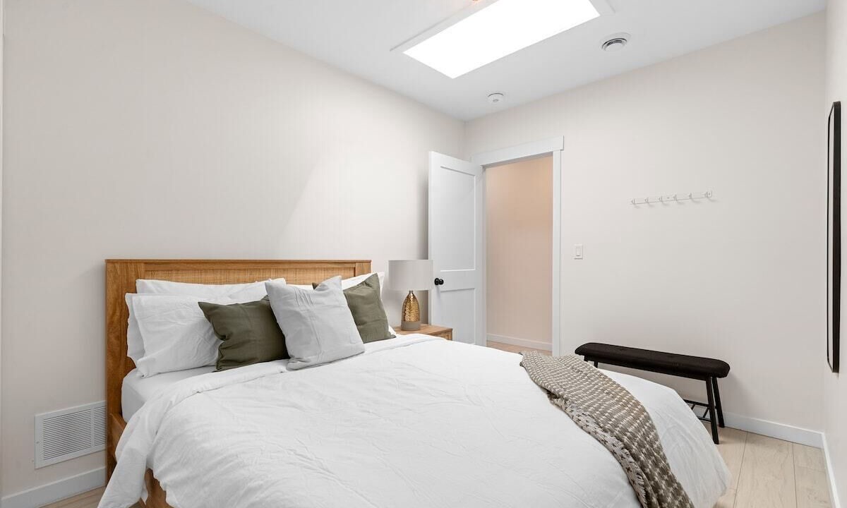Photo of Bedroom in Belleville