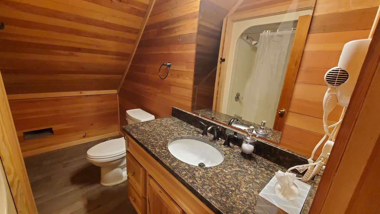 Photo of Bathroom in Hackensack