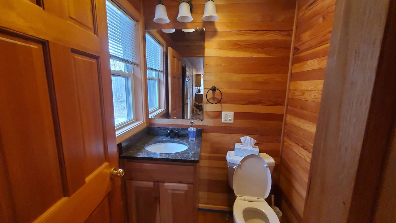 Photo of Bathroom in Hackensack