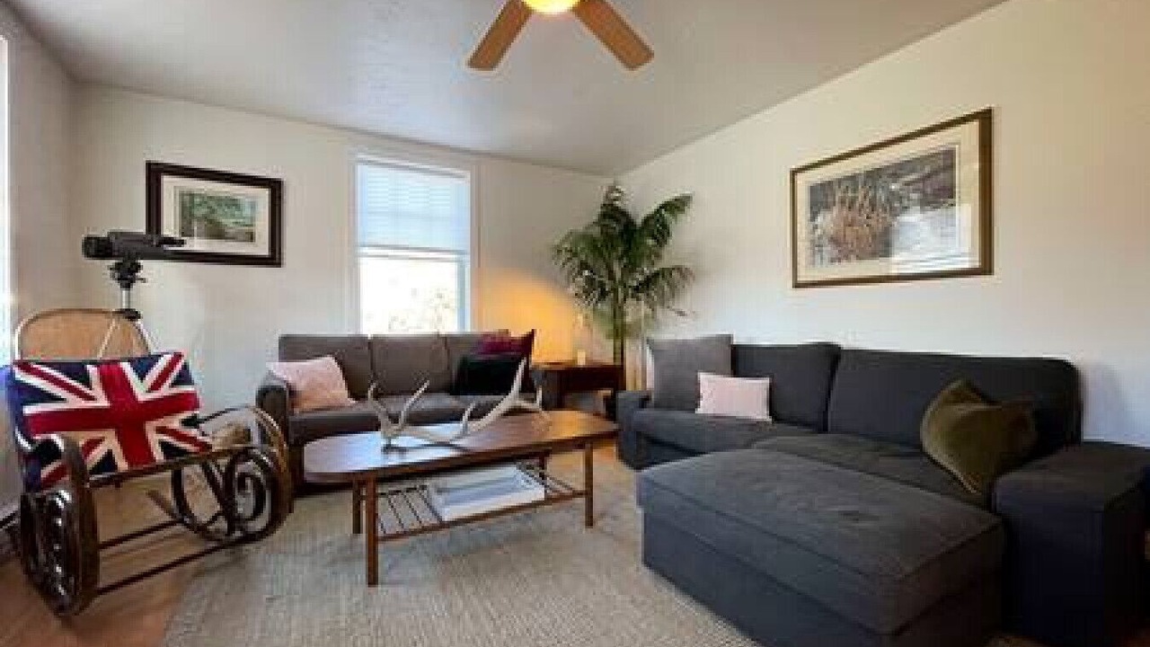 Photo of Livingroom in Milford