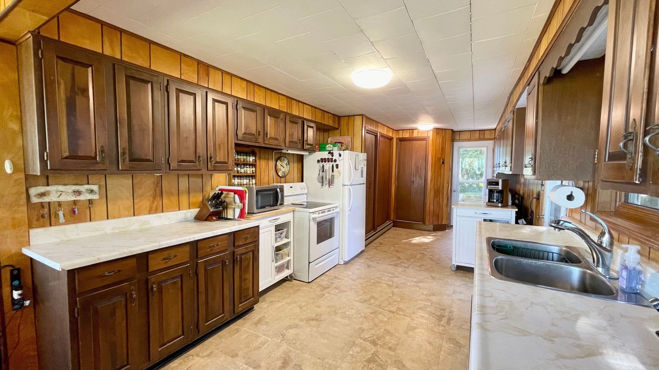 Photo of Kitchen in Port Elgin