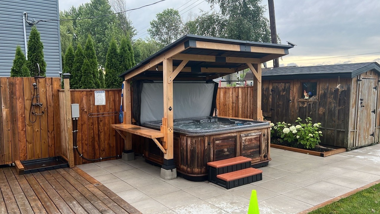 Photo of Outdoor in Hamilton
