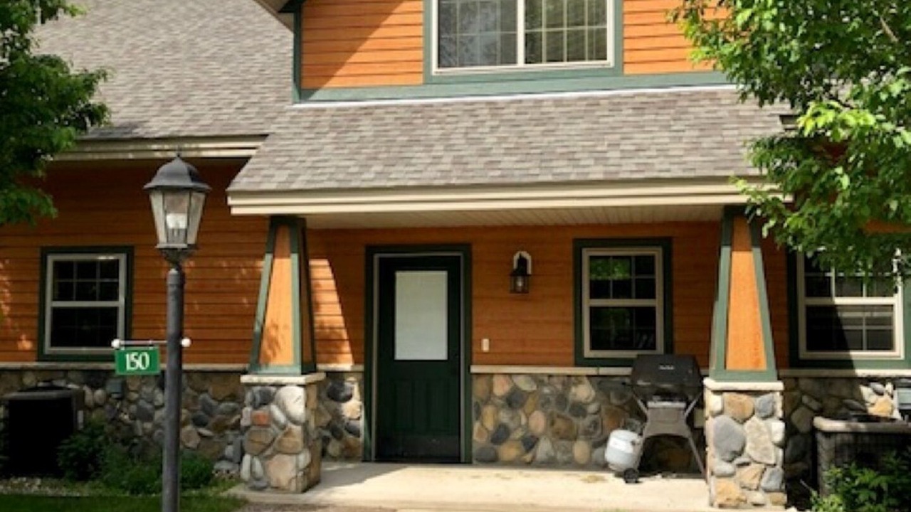 Photo of Outdoor in Lake Shore